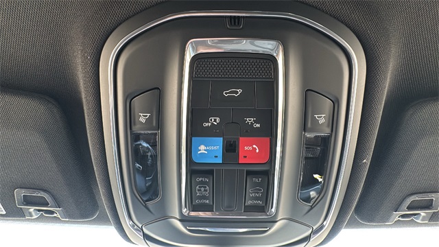 new 2025 Jeep Grand Cherokee L car, priced at $44,034