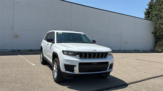new 2025 Jeep Grand Cherokee L car, priced at $44,034