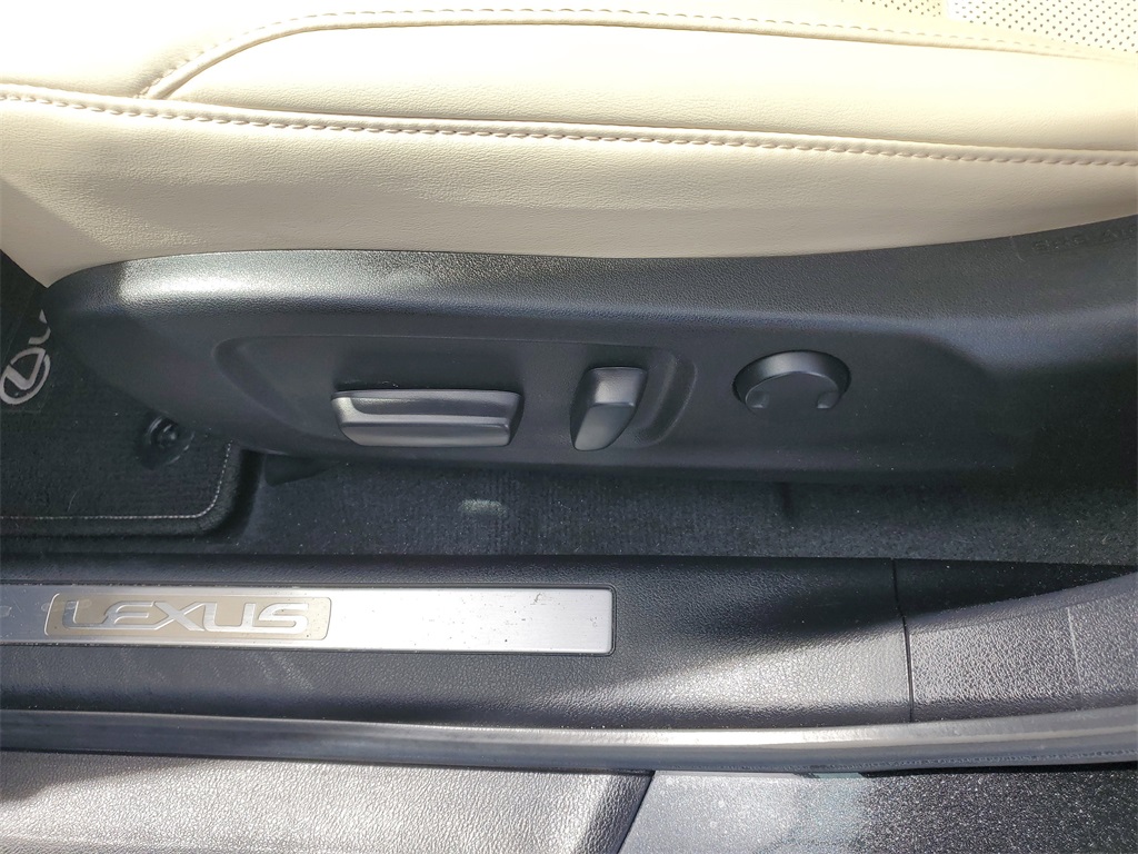 used 2022 Lexus RX car, priced at $42,998