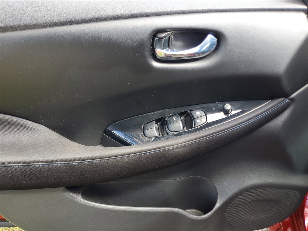 used 2018 Nissan Leaf car, priced at $10,295