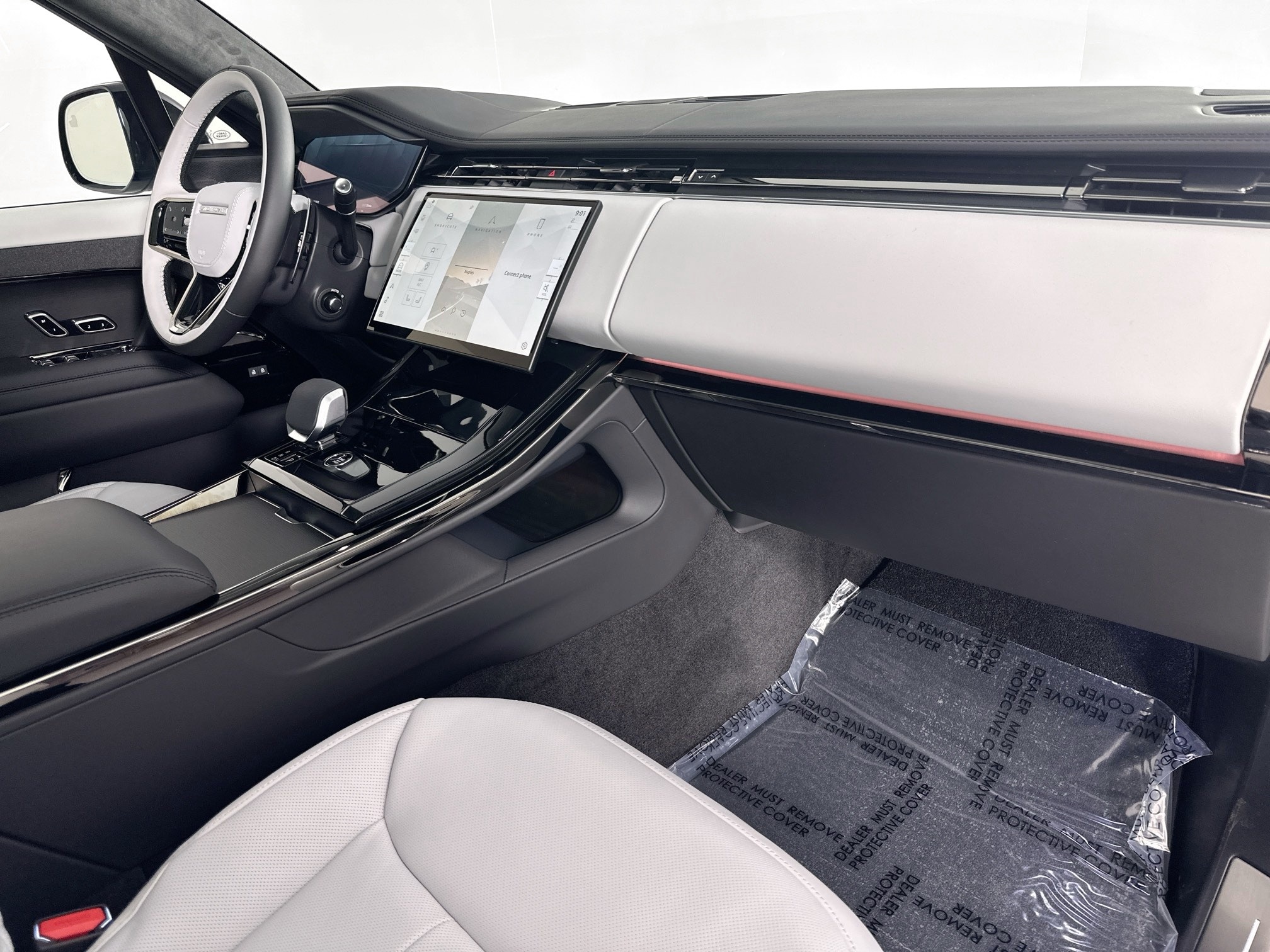 new 2025 Land Rover Range Rover Sport car, priced at $138,905