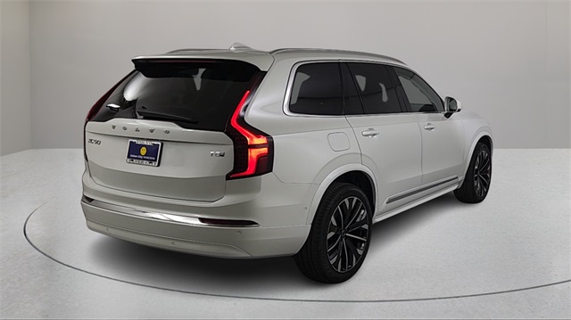 new 2026 Volvo XC90 Plug-In Hybrid car, priced at $85,575