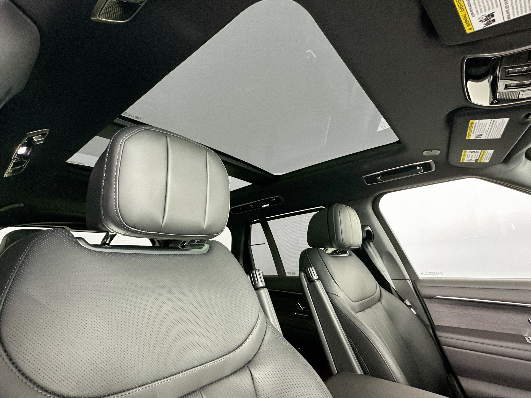 new 2025 Land Rover Range Rover car, priced at $152,065