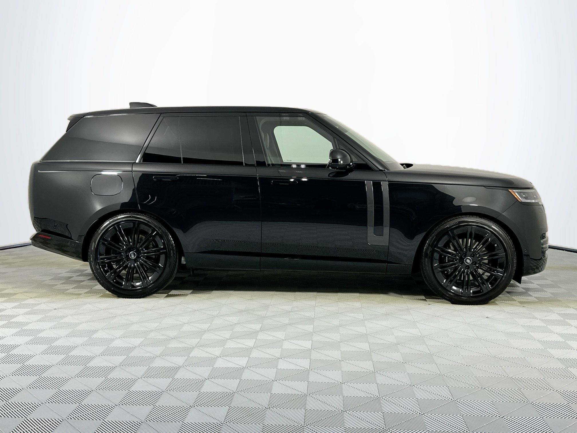 new 2025 Land Rover Range Rover car, priced at $152,065