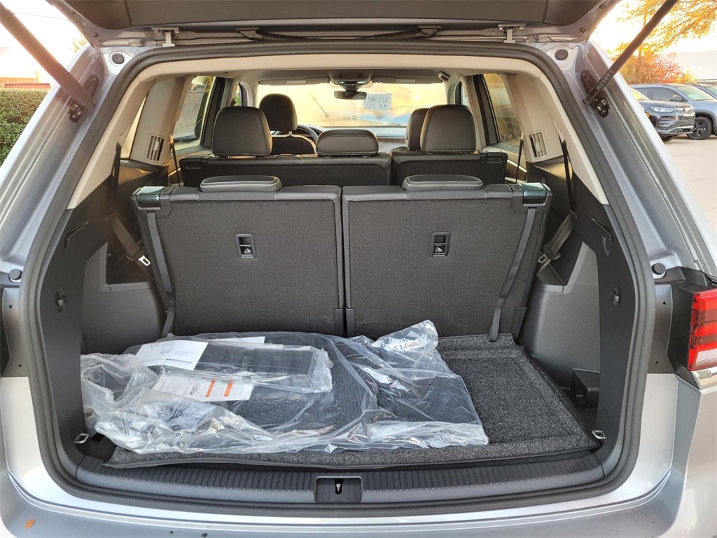 new 2026 Volkswagen Atlas car, priced at $37,406