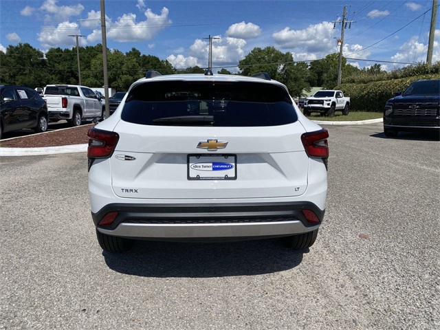 new 2025 Chevrolet Trax car, priced at $25,485