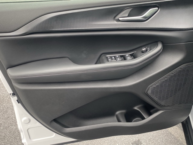 new 2025 Jeep Grand Cherokee car, priced at $40,189