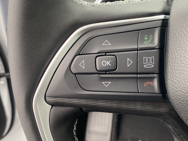 new 2025 Jeep Grand Cherokee car, priced at $40,189