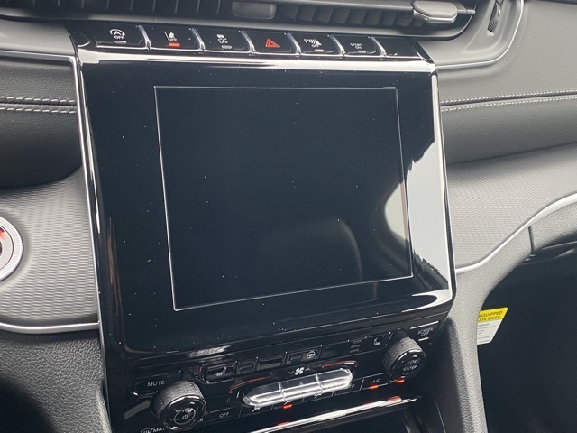 new 2025 Jeep Grand Cherokee car, priced at $40,189