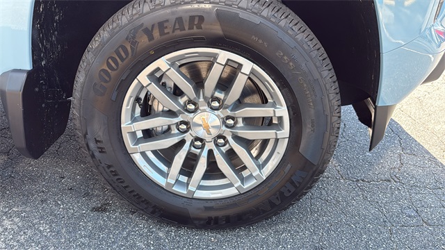 new 2026 Chevrolet Colorado car, priced at $48,070