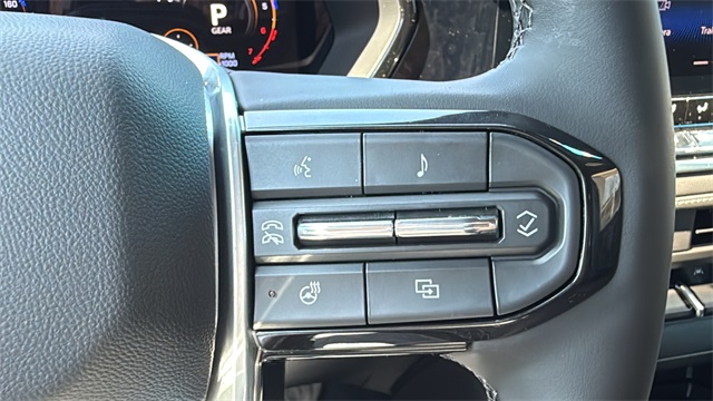 new 2026 Chevrolet Colorado car, priced at $48,070