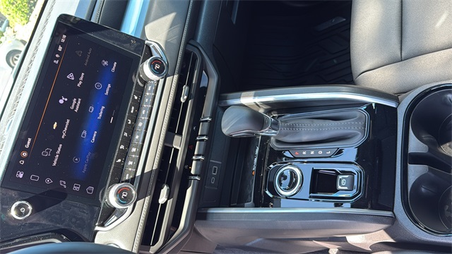 new 2026 Chevrolet Colorado car, priced at $48,070