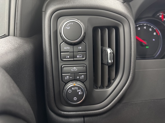 new 2026 Chevrolet Silverado 1500 car, priced at $43,032
