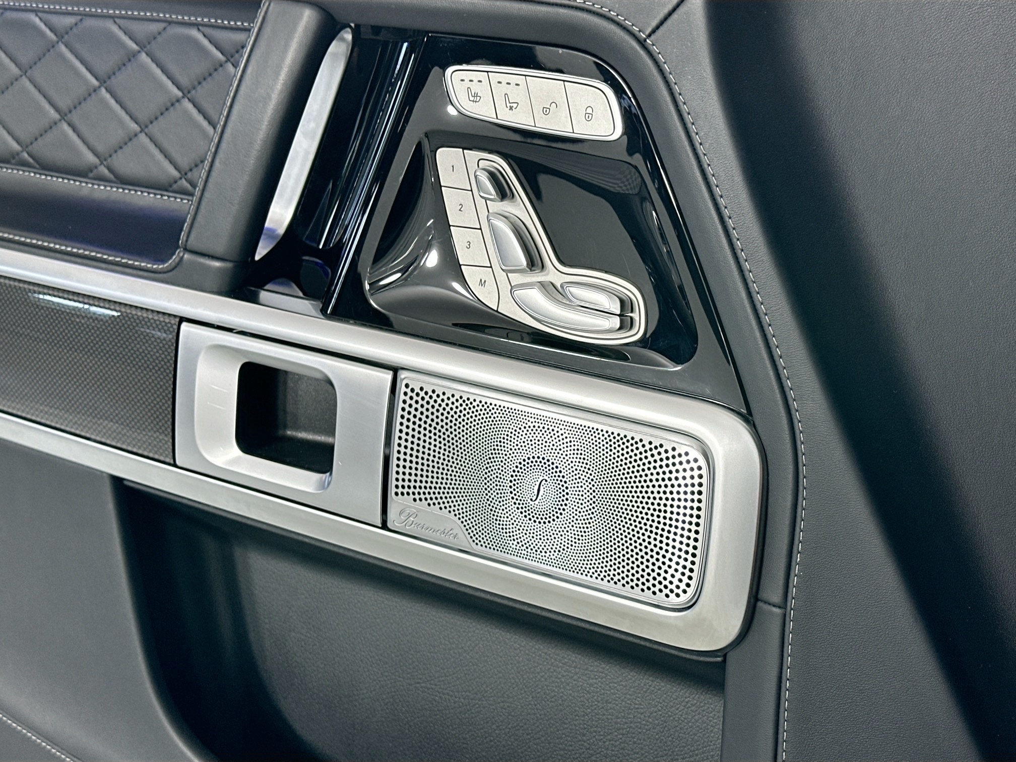 used 2023 Mercedes-Benz G-Class car, priced at $189,998