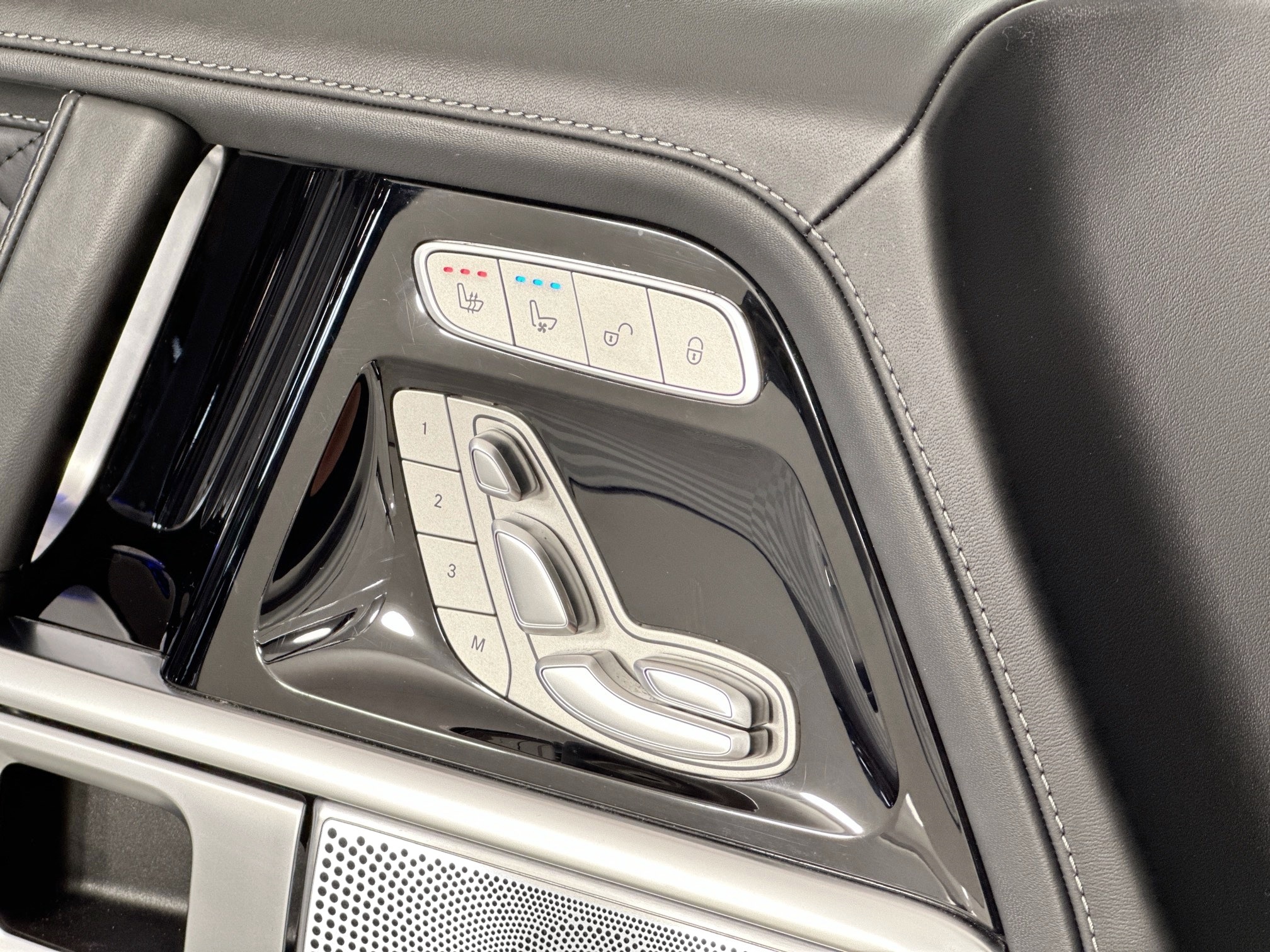 used 2023 Mercedes-Benz G-Class car, priced at $189,998