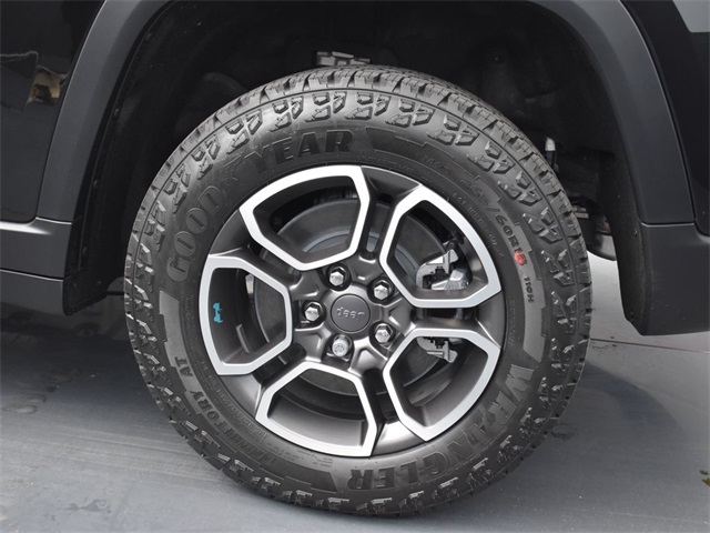 new 2024 Jeep Grand Cherokee car, priced at $58,765