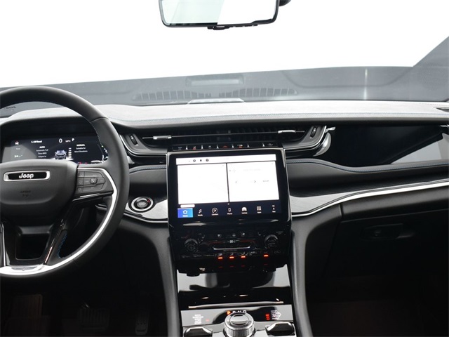 new 2024 Jeep Grand Cherokee car, priced at $58,765