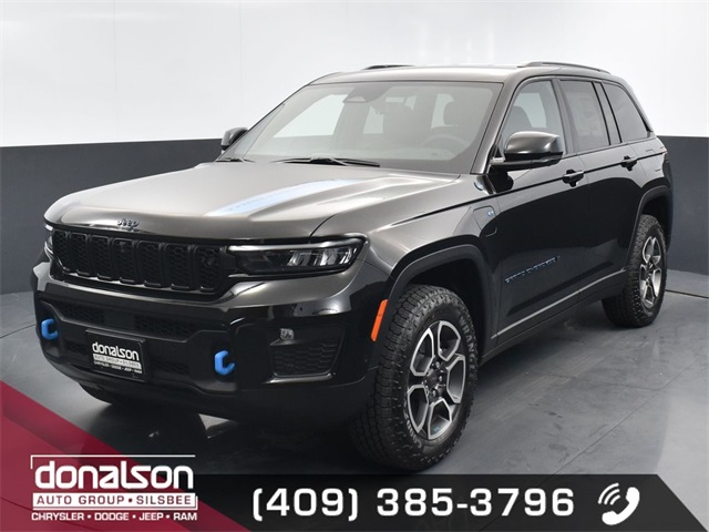 new 2024 Jeep Grand Cherokee car, priced at $58,765