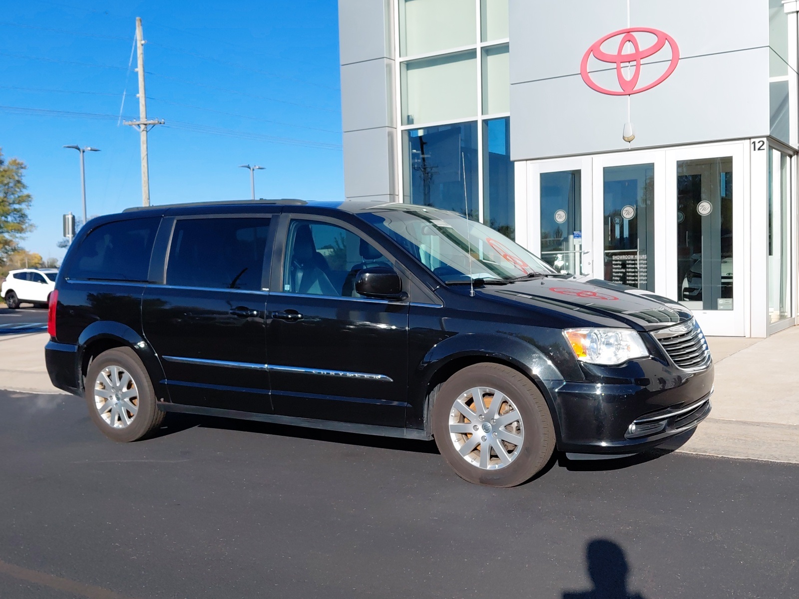 used 2013 Chrysler Town & Country car, priced at $6,565