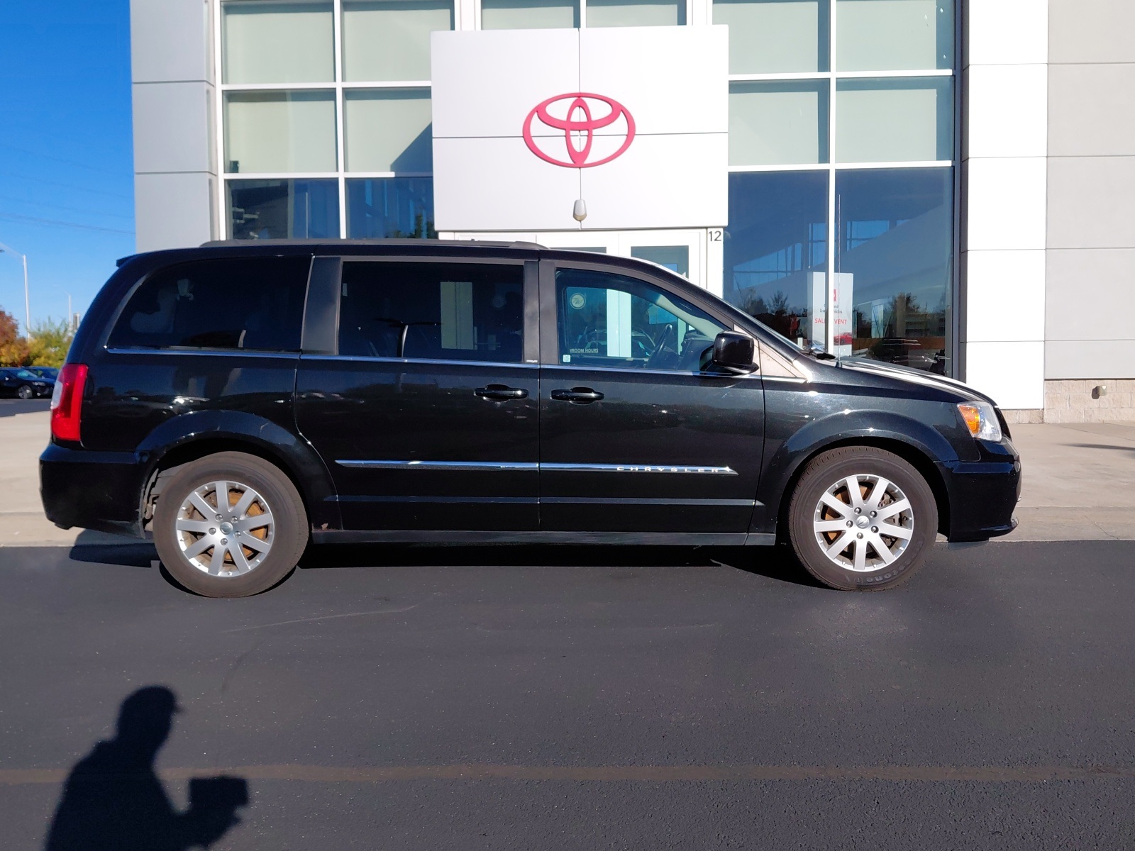 used 2013 Chrysler Town & Country car, priced at $6,565