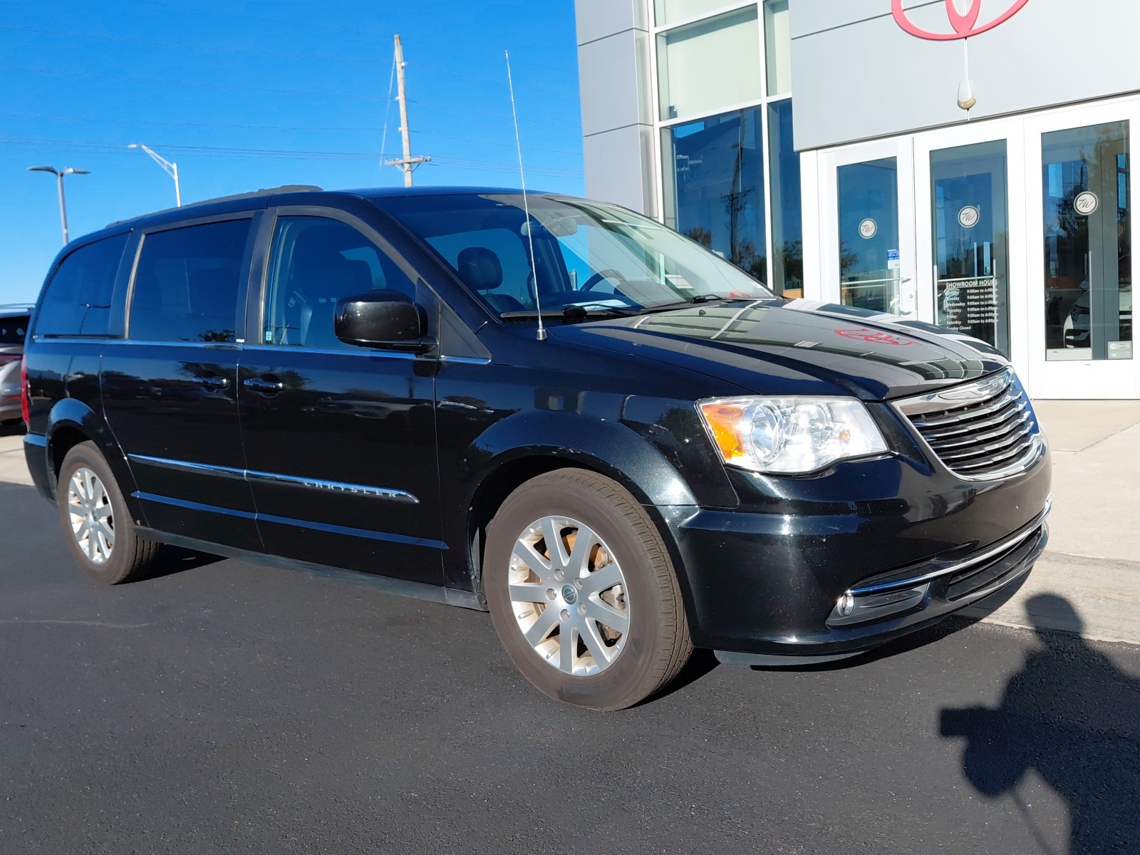 used 2013 Chrysler Town & Country car, priced at $6,565