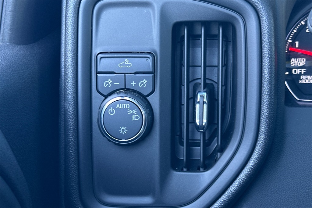 used 2024 Chevrolet Silverado 1500 car, priced at $26,910