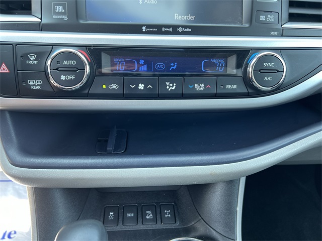 used 2019 Toyota Highlander car, priced at $27,230