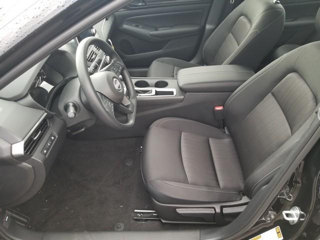 new 2025 Nissan Altima car, priced at $25,552