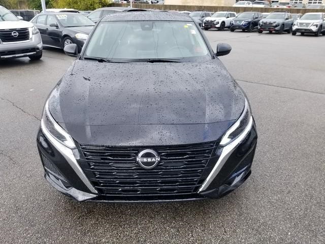 new 2025 Nissan Altima car, priced at $25,552