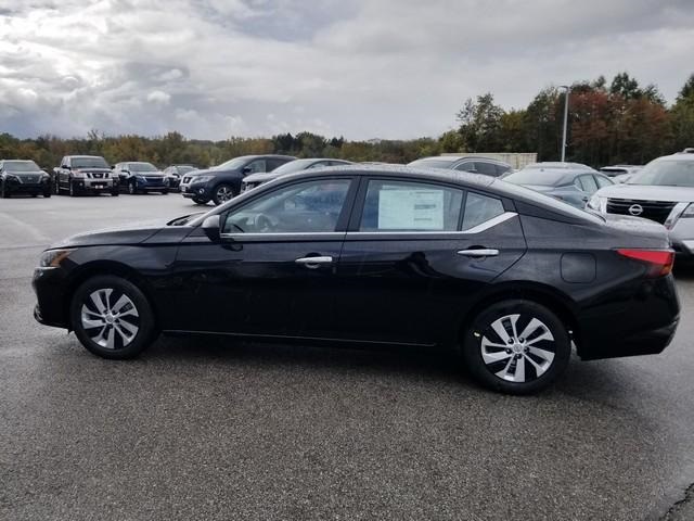 new 2025 Nissan Altima car, priced at $25,552