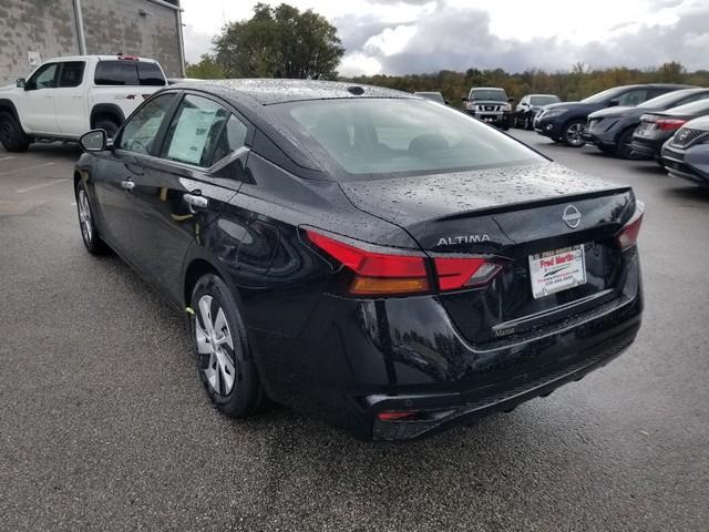 new 2025 Nissan Altima car, priced at $25,552