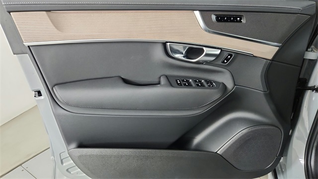 new 2026 Volvo XC90 car, priced at $67,445