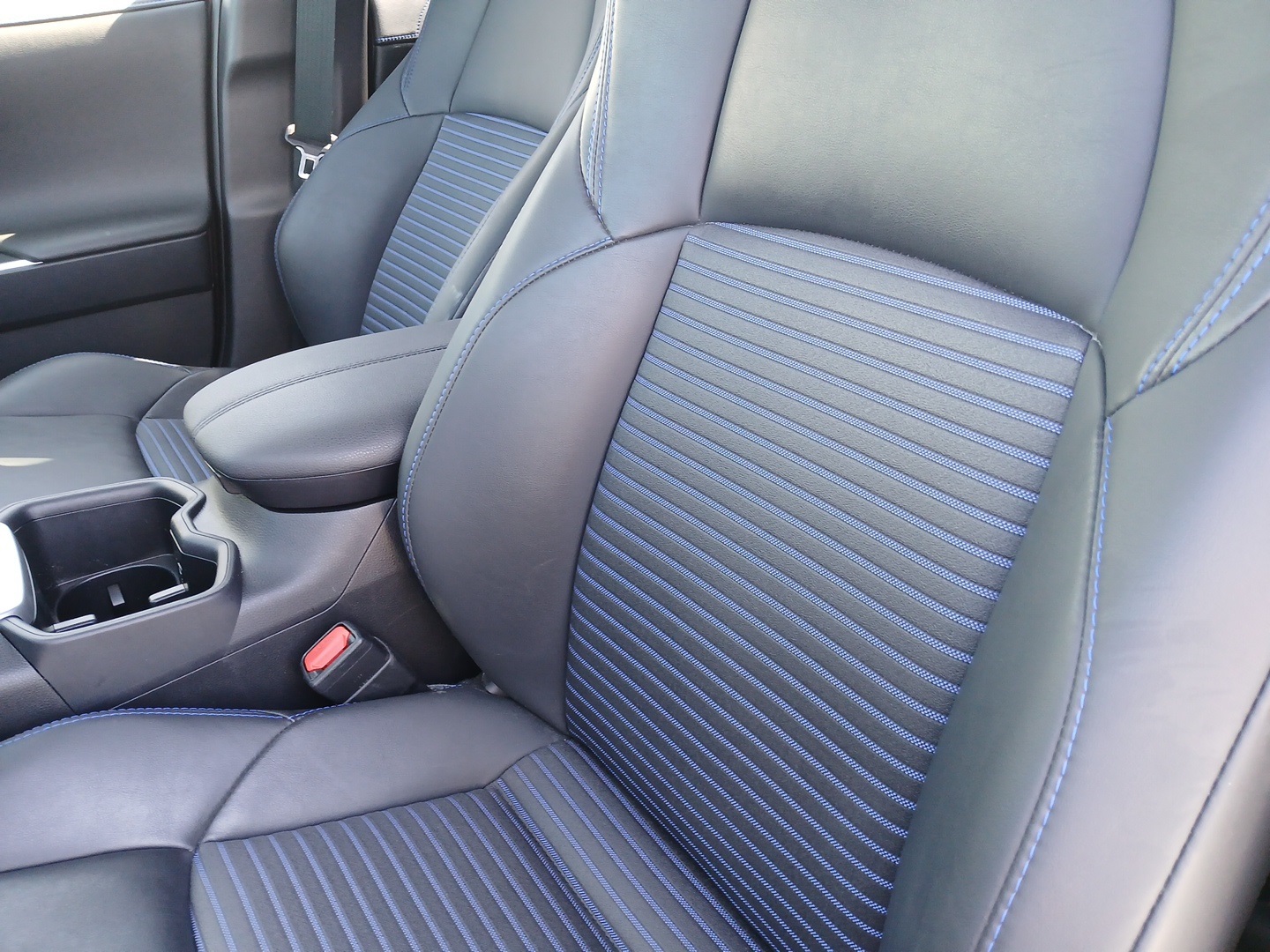 used 2022 Toyota RAV4 Hybrid car, priced at $35,449