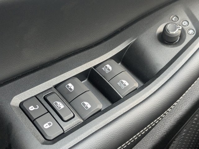 new 2025 Jeep Grand Cherokee car, priced at $37,280