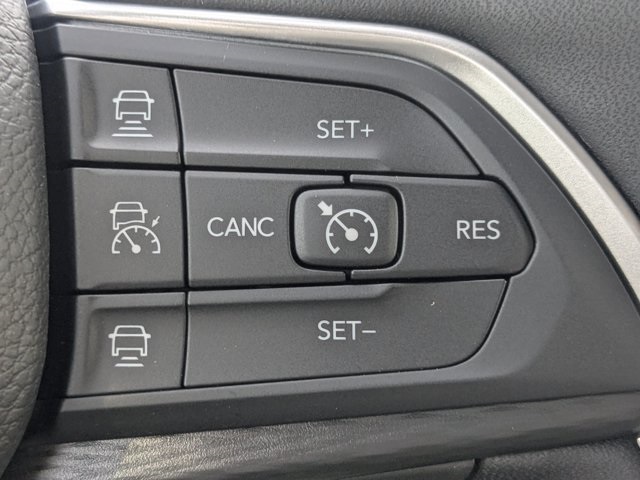new 2025 Jeep Grand Cherokee car, priced at $37,280