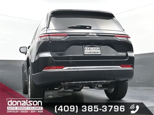 new 2025 Jeep Grand Cherokee car, priced at $40,230
