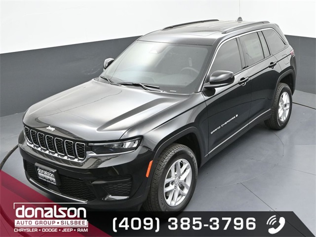 new 2025 Jeep Grand Cherokee car, priced at $40,230