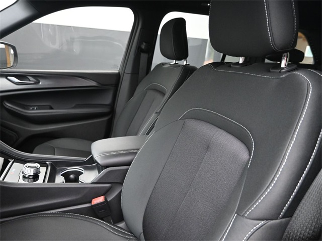 new 2025 Jeep Grand Cherokee car, priced at $40,230