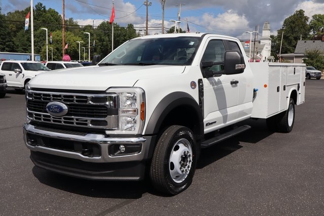 new 2025 Ford F-550SD car, priced at $95,230