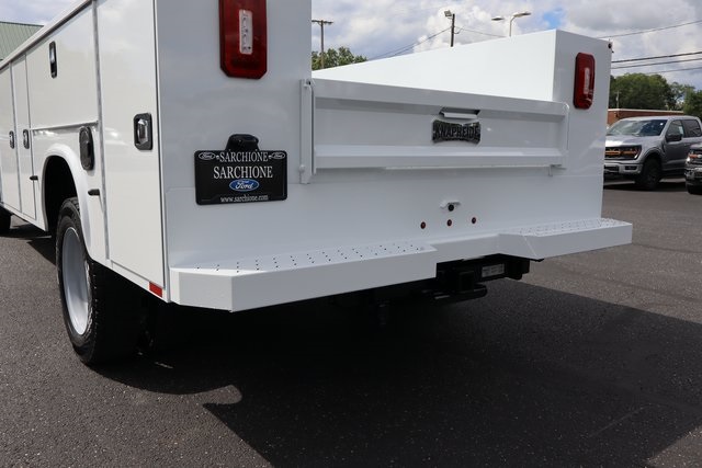 new 2025 Ford F-550SD car, priced at $95,230