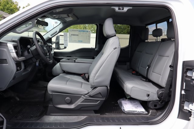 new 2025 Ford F-550SD car, priced at $95,230