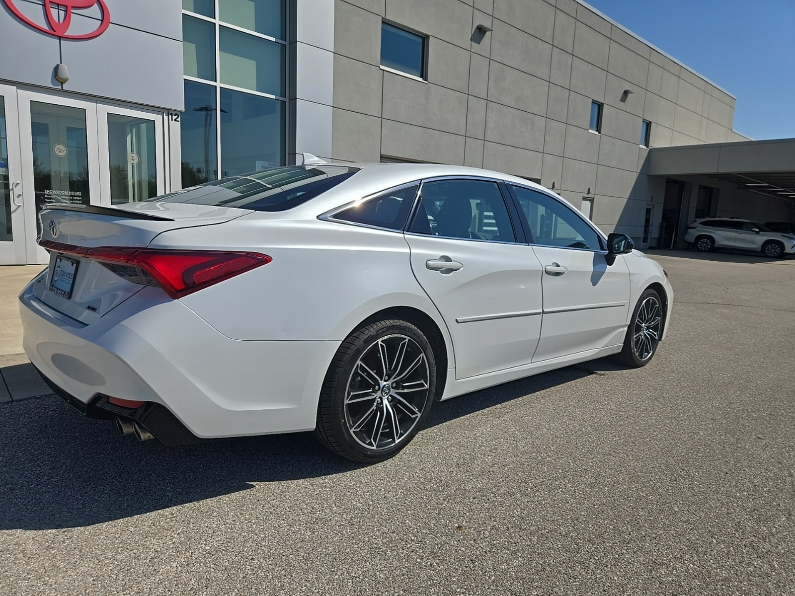 used 2019 Toyota Avalon car, priced at $23,763