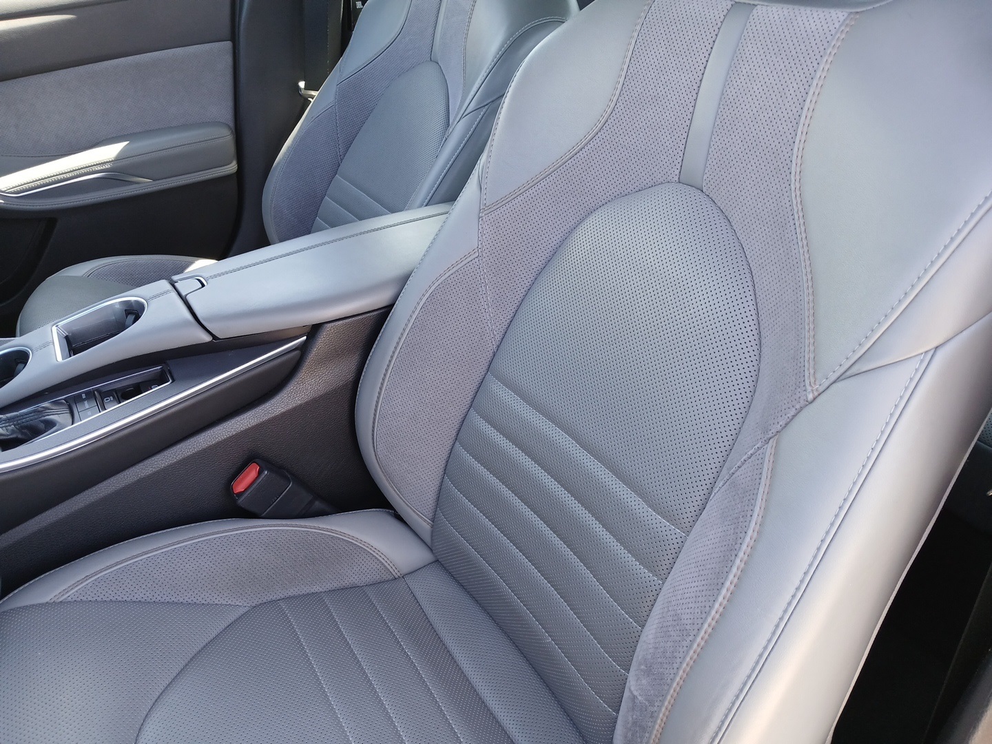 used 2019 Toyota Avalon car, priced at $23,763