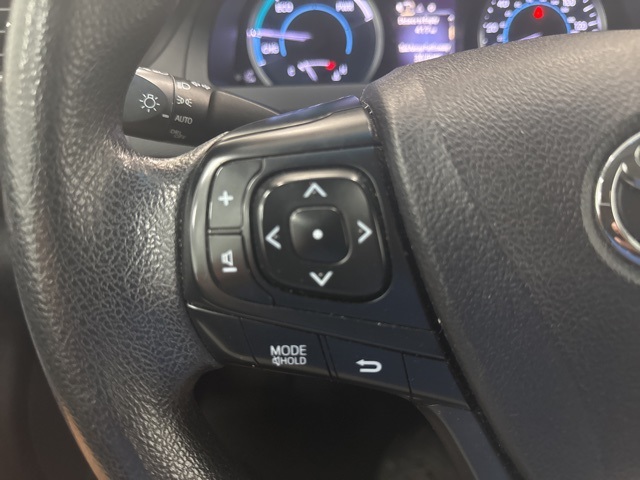 used 2017 Toyota Camry Hybrid car, priced at $15,988