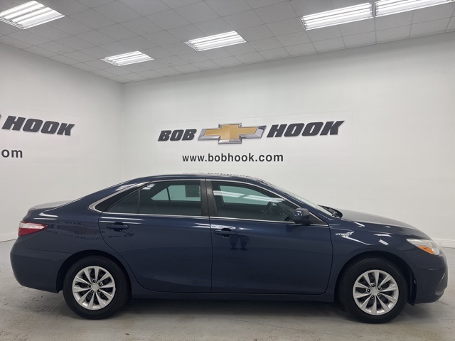 used 2017 Toyota Camry Hybrid car, priced at $15,988