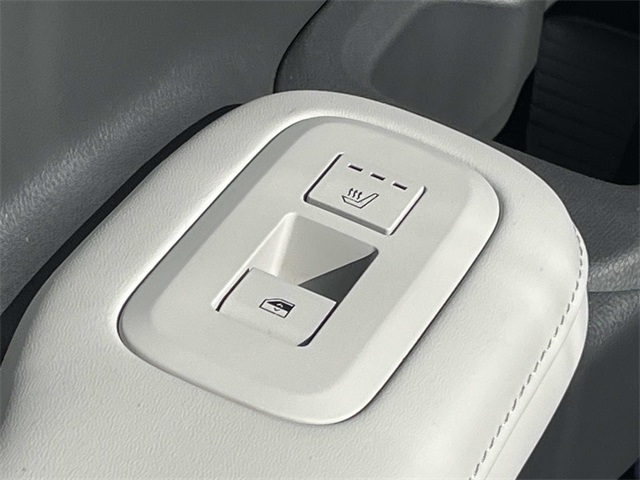 used 2025 Hyundai Santa Fe car, priced at $44,588