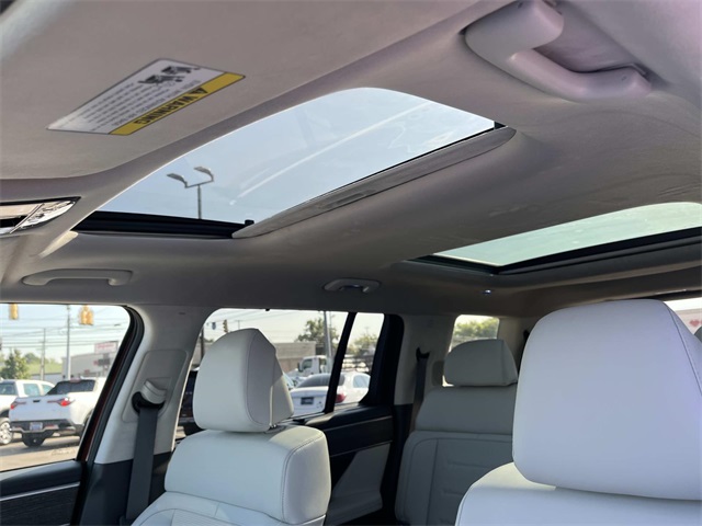 used 2025 Hyundai Santa Fe car, priced at $44,588