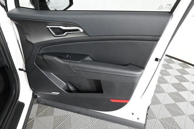new 2026 Kia Sportage Hybrid car, priced at $39,140