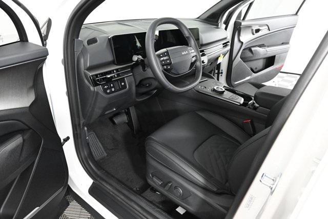 new 2026 Kia Sportage Hybrid car, priced at $39,140