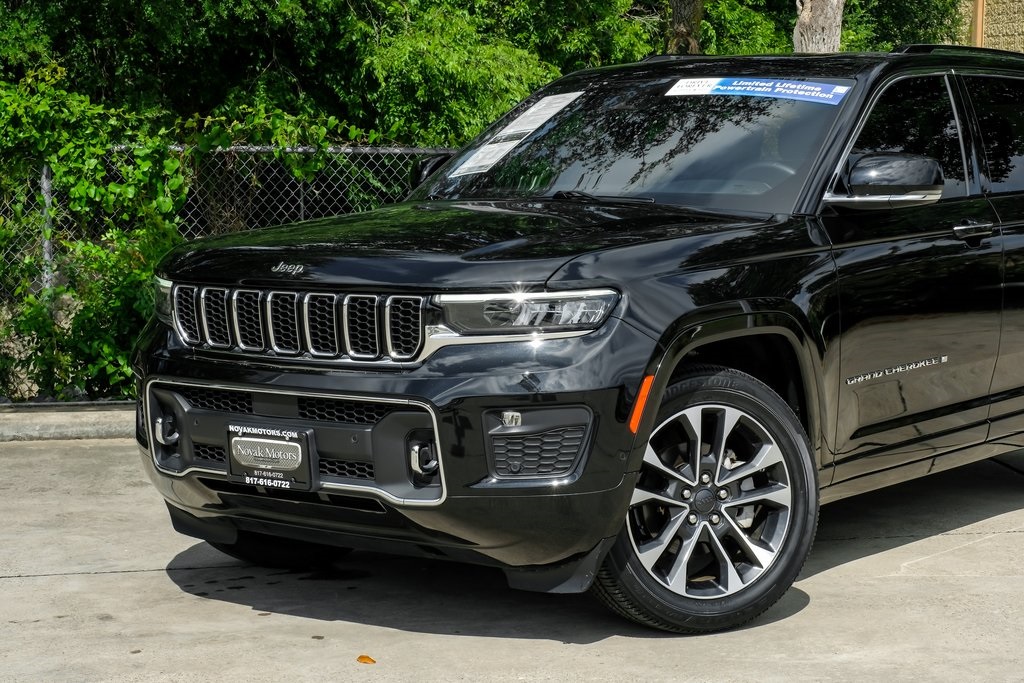 used 2022 Jeep Grand Cherokee car, priced at $40,099